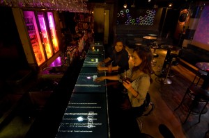 graffiti-bar-4 graffiti-bar-4